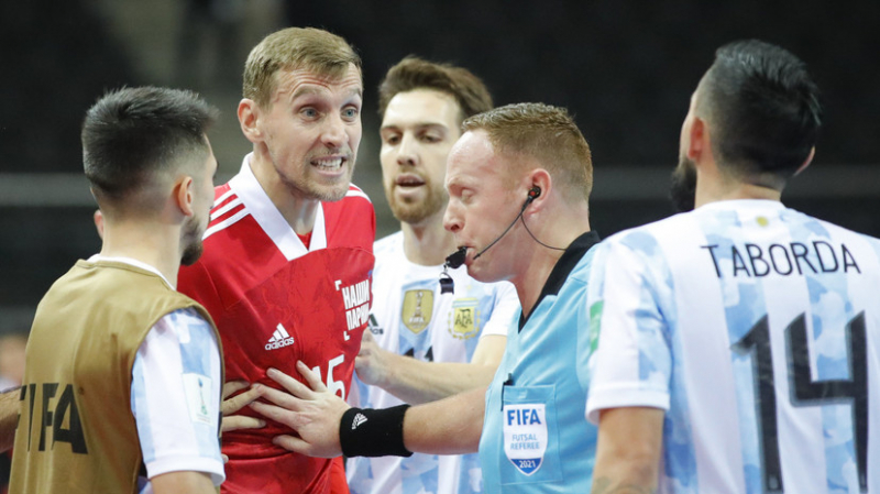 Спасение на последних минутах и драма в серии пенальти: Россия проиграла Аргентине в четвертьфинале ЧМ по мини-футболу