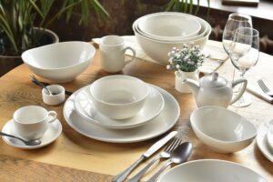 Столовая посуда из белого фарфора: особенности